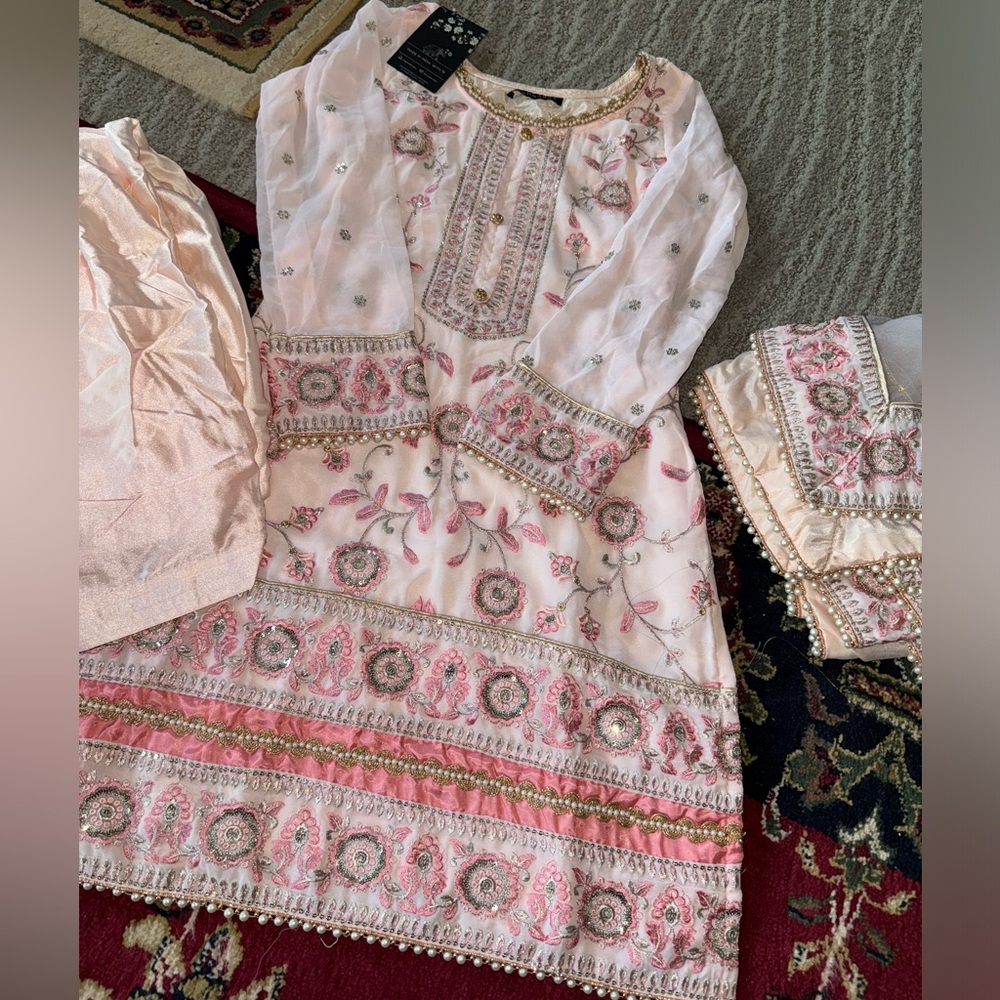 Women’s brand new Indian Punjabi suit outfit size extra small light pink stylish - Picture 4 of 6